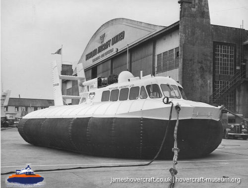 SRN5 with Westland -  (credit: The <a href='http://www.hovercraft-museum.org/' target='_blank'>Hovercraft Museum Trust</a>).
